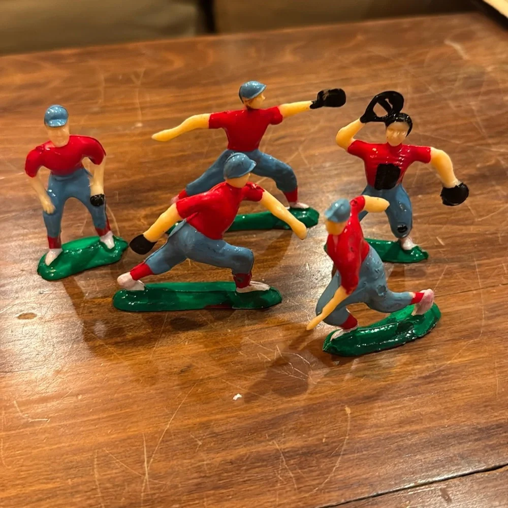Vintage Plastic Cake Decorator Toppers Baseball Players Set of 5 Figures RARE